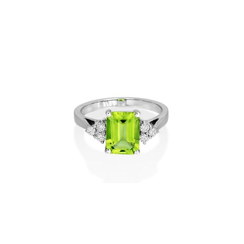 18Ct. White Gold Peridot And Diamond Ring<